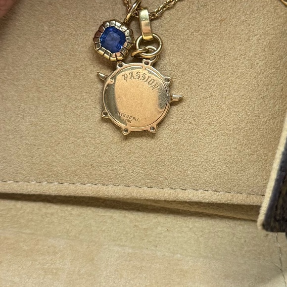 FOUNDRAE Baby Passion Medallion - Picture 3 of 6